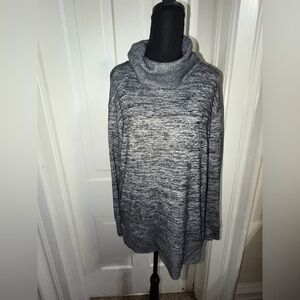 GAP Heathered Gray Cowl Neck Sweater, Womens size small soft winter cold